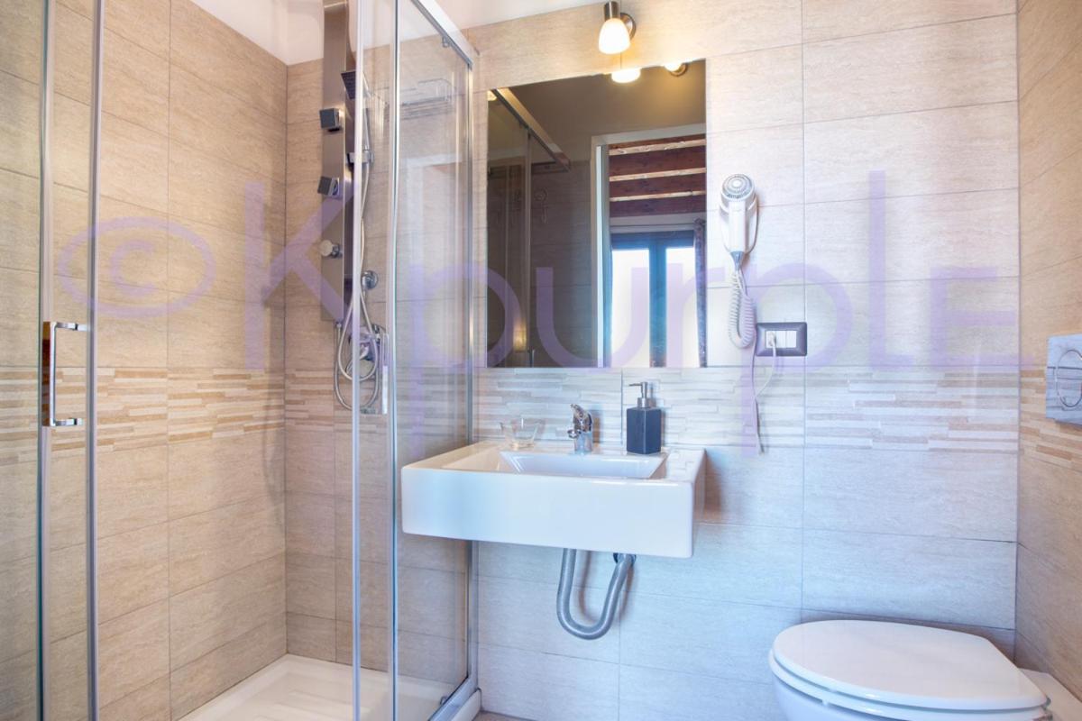 Le Api Hotel Cagliari Eksteriør billede