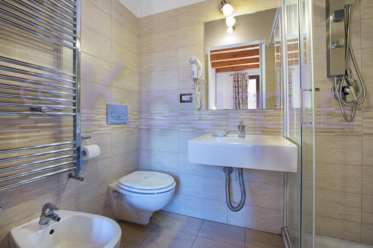 Le Api Hotel Cagliari Eksteriør billede